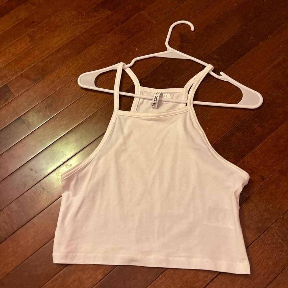 Cropped Top - Picture 3 of 4